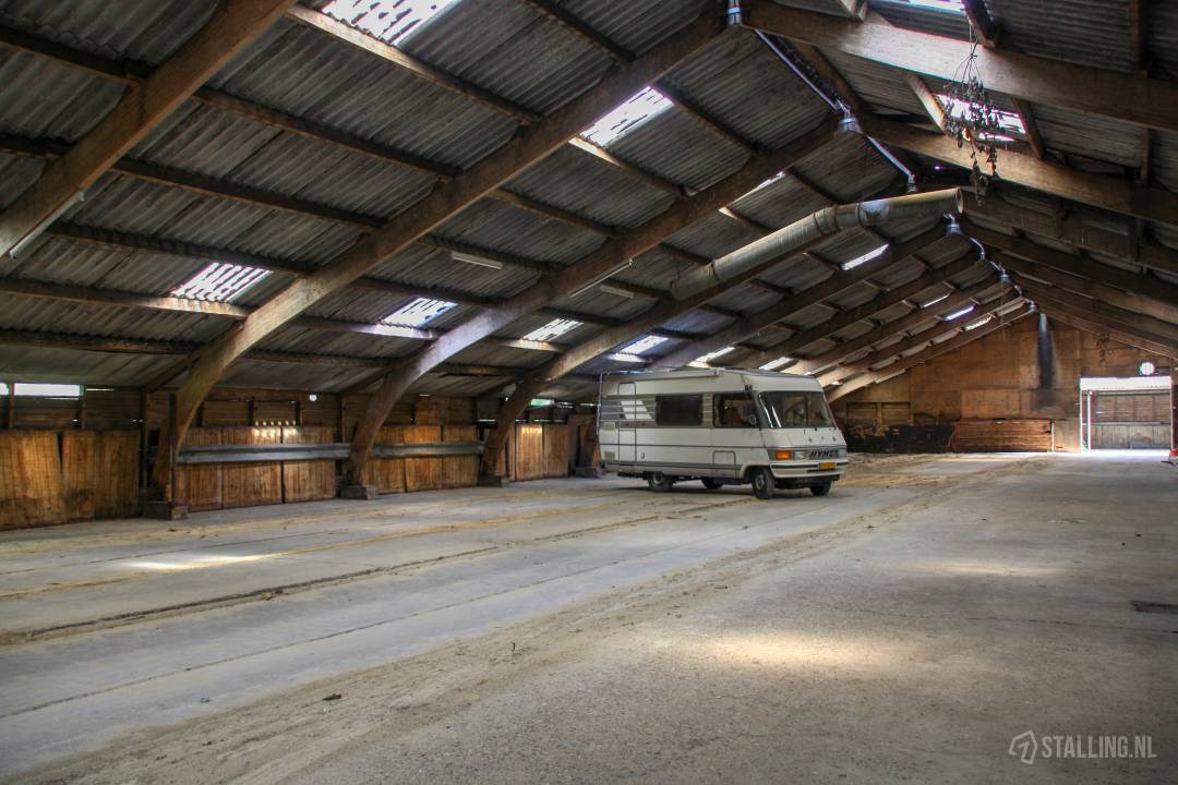 caravanstalling fochteloo ruime stalling