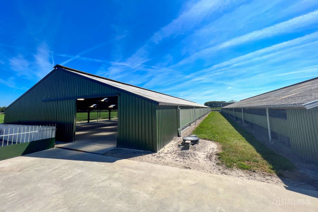caravanstalling hendriks van de weem ven-zelderheide - gennep aanhangerstalling ven-zelderheide - regio limburg