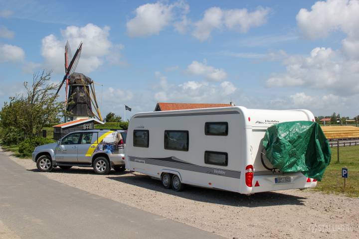 caravanstalling zeil en wiel buitenstalling vouwwagens in serooskerke zeeland