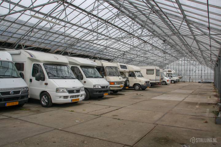 Caravanstalling Nieuw-Vennep