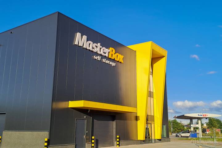 masterbox self storage opslagruimte huren in roermond limburg