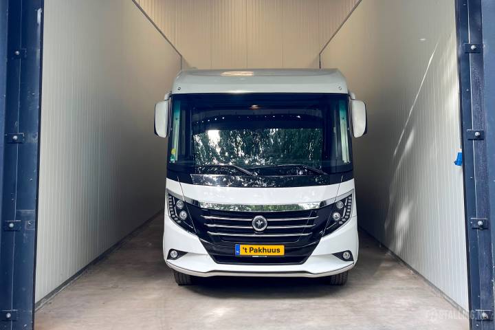 t pakhuus stalling en opslag stalling 't pakhuis landhorst - regio venhorst - noord brabant - caravanstalling