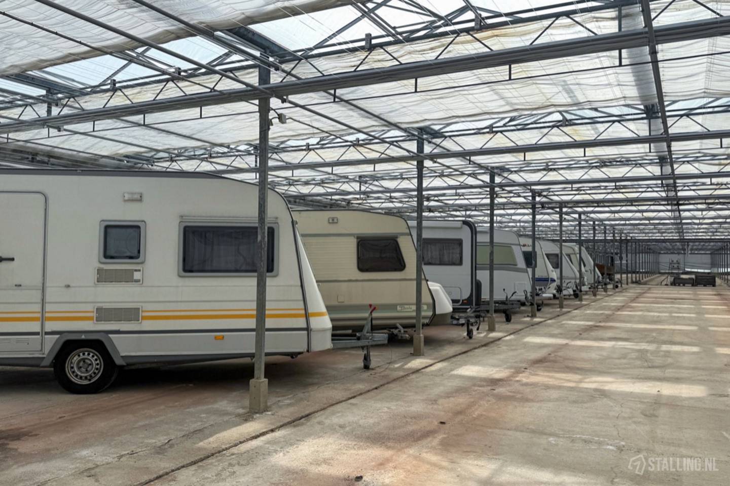 Stalling Springweg Autostalling in Middelburg - Stalling Amarantis | 1Stalling