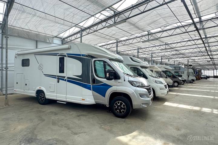 stalling amarantis caravanstalling in middelburg - zeeland