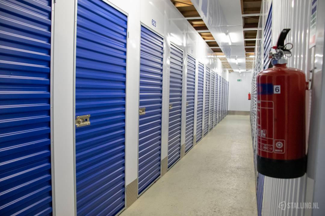 1box opslag huren in roermond