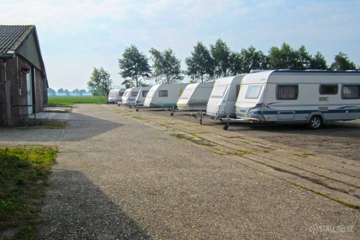 caravanstalling betuwe recreatie caravanstalling in asch (gemeente buren) in gelderland