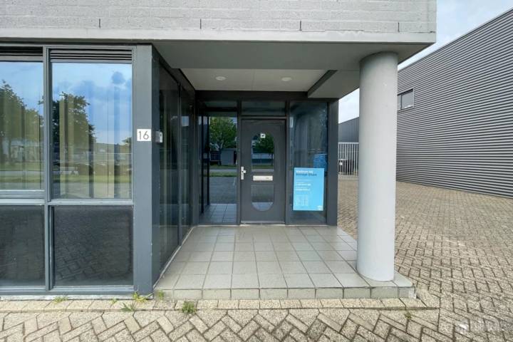 storage share opslagruimte in spijkenisse newtonweg - storage huren
