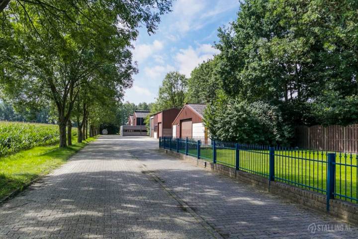 witadi stalling en opslag stalling didam montferland, provincie gelderland, regio liemers