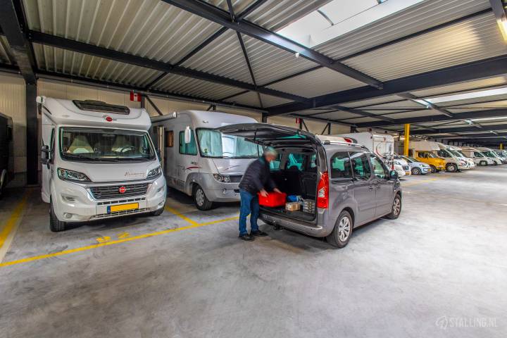 multibox garageparken & stallingen camperstalling - luxe eigen plekken - oude tonge camperstalling