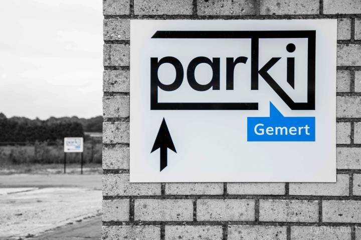 parki parki gemert - stalling in noord-brabant, gelegen in de peelrand