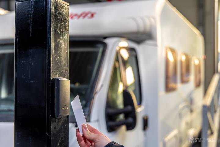 multibox garageparken & stallingen multibox camperstalling in dordrecht zuid holland